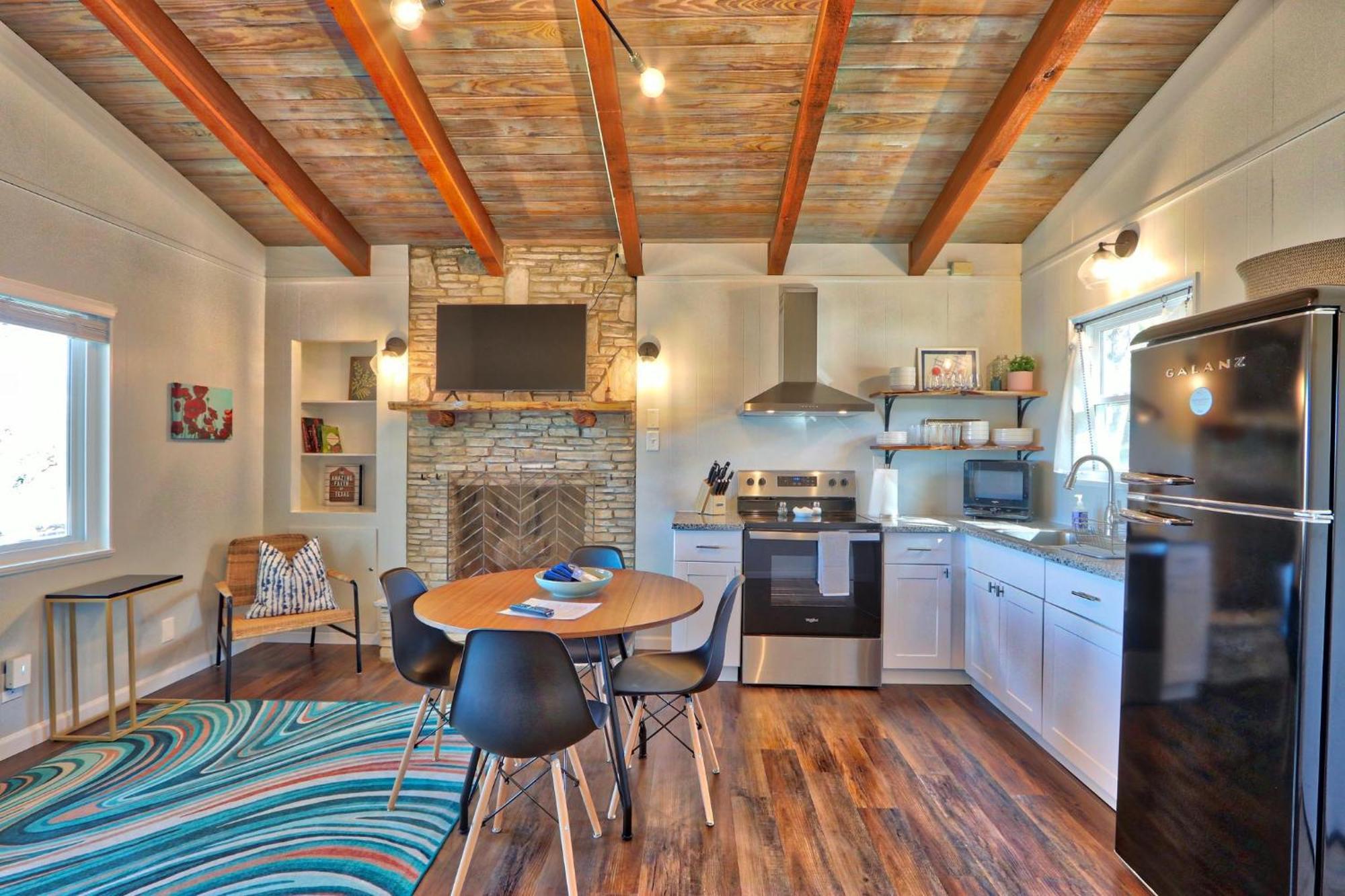 Millie'S Cottages Unit 5 - Josephine بحيرة كانيون المظهر الخارجي الصورة