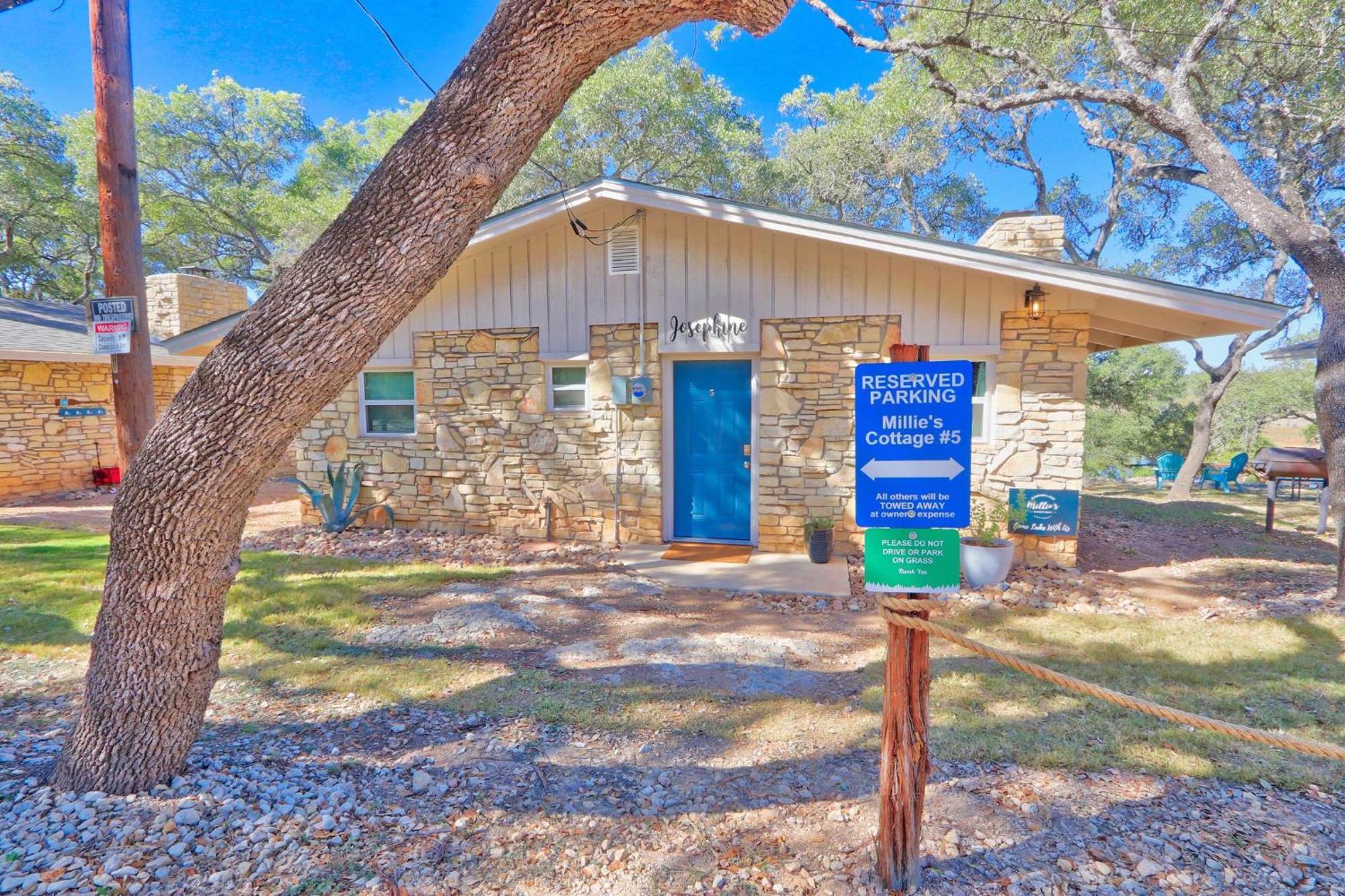 Millie'S Cottages Unit 5 - Josephine بحيرة كانيون المظهر الخارجي الصورة